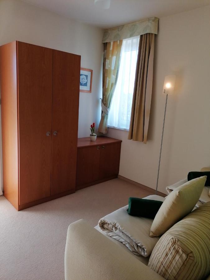 Beatrix Apartments Bük Eksteriør bilde